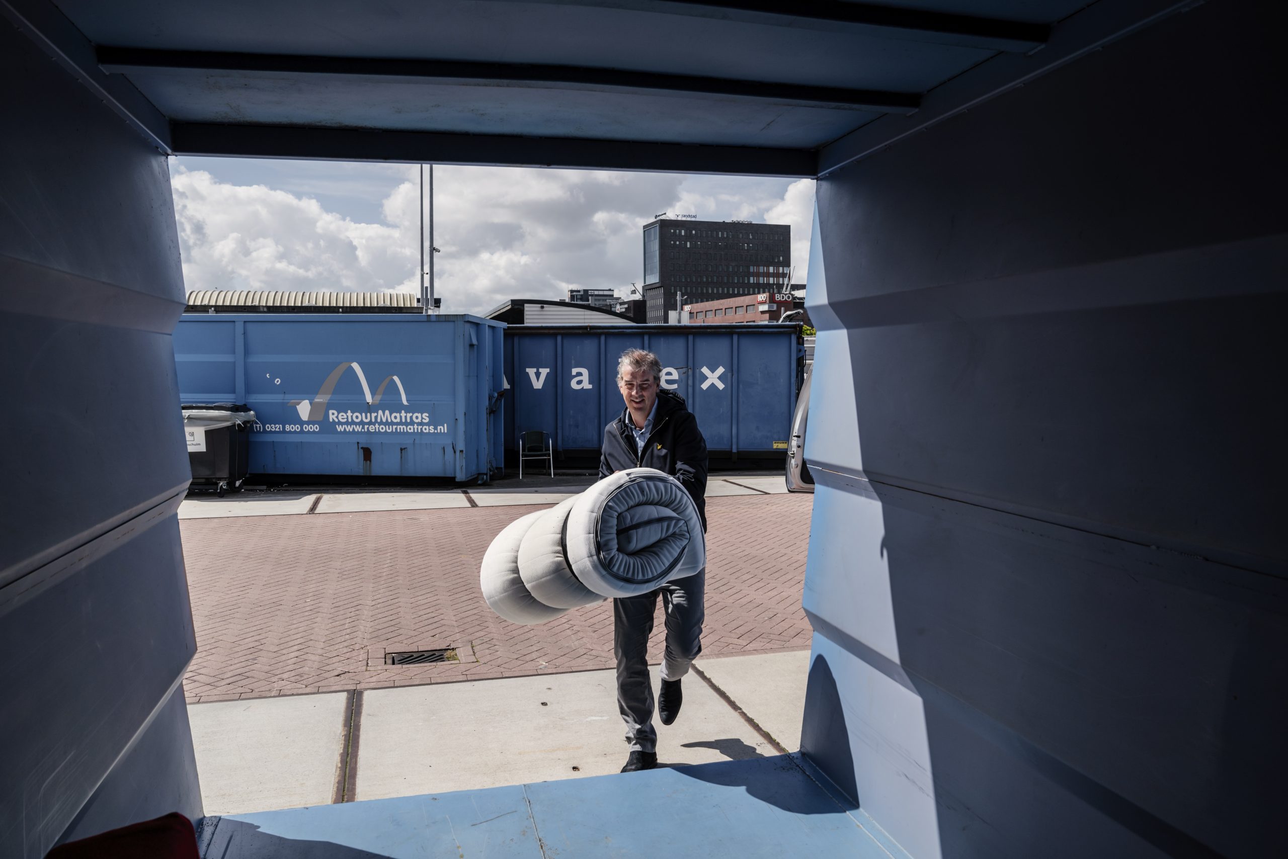 Vandaag sluiten de milieustraten om 14.00 uur